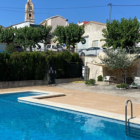 Al-Qandil Guest House Margarida Bagian luar foto