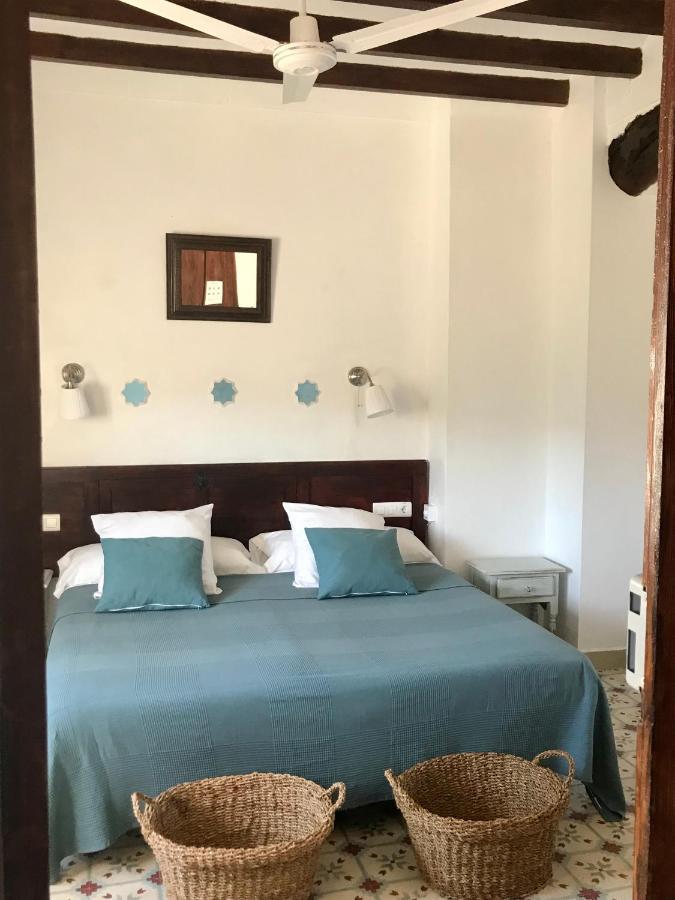 Al-Qandil Guest House Margarida Bagian luar foto