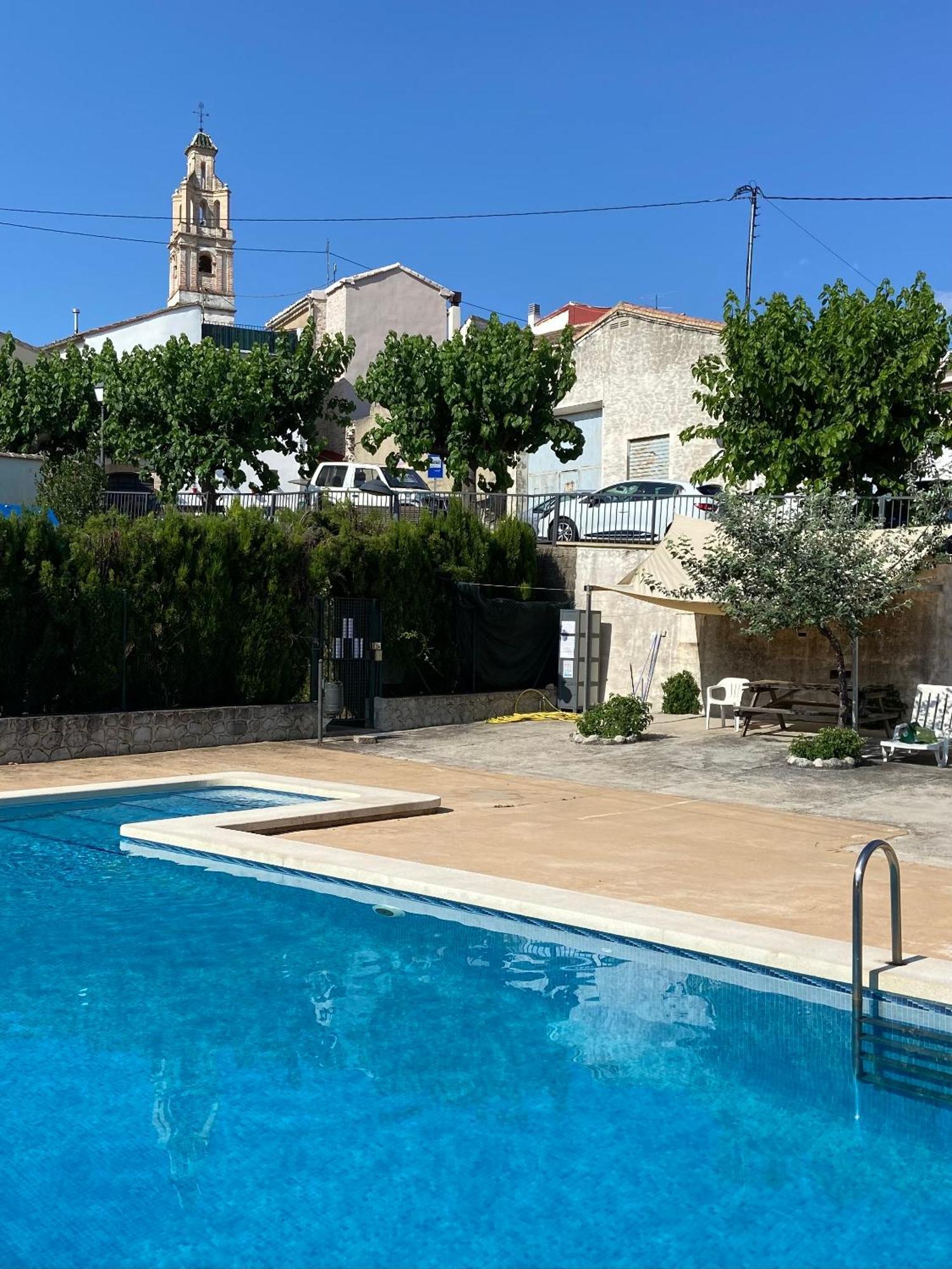 Al-Qandil Guest House Margarida Bagian luar foto