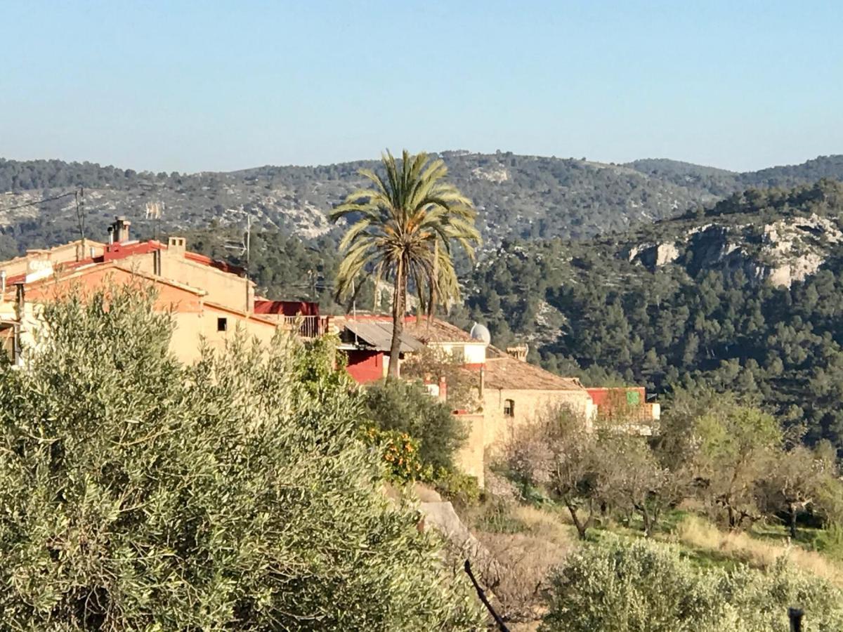 Al-Qandil Guest House Margarida Bagian luar foto