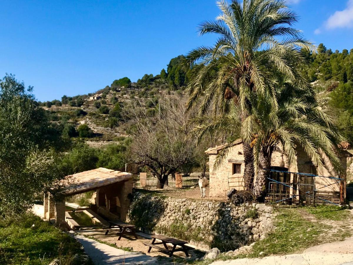 Al-Qandil Guest House Margarida Bagian luar foto