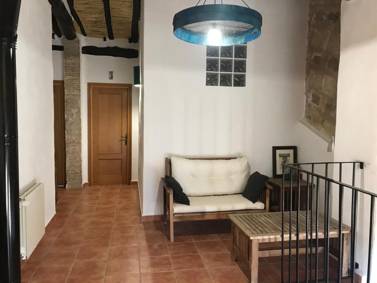 Al-Qandil Guest House Margarida Bagian luar foto