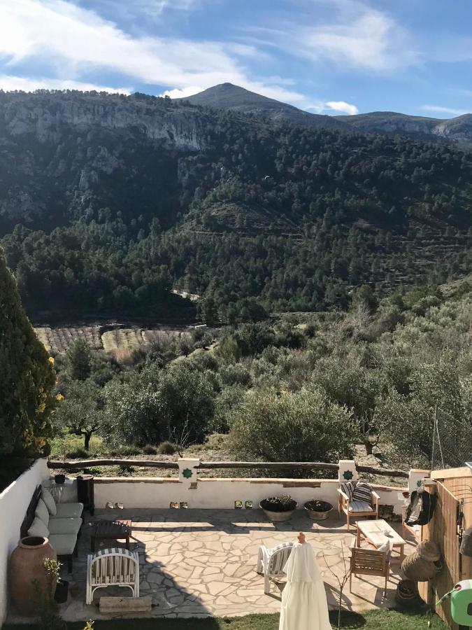 Al-Qandil Guest House Margarida Bagian luar foto