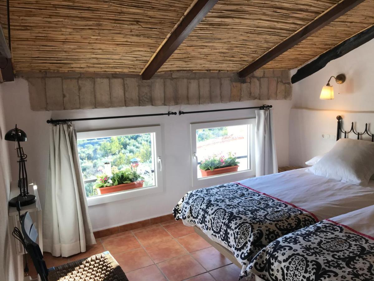 Al-Qandil Guest House Margarida Bagian luar foto