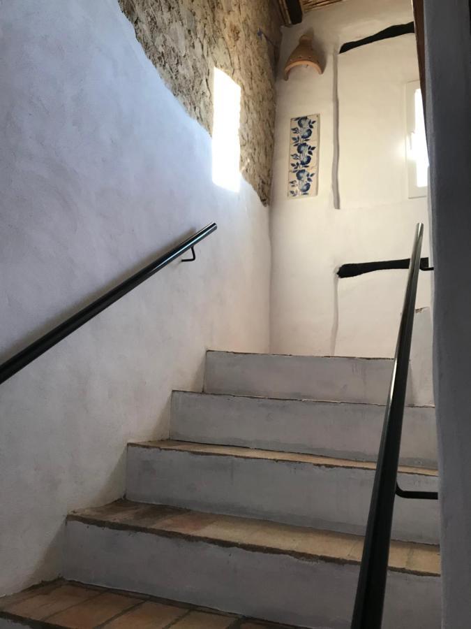 Al-Qandil Guest House Margarida Bagian luar foto